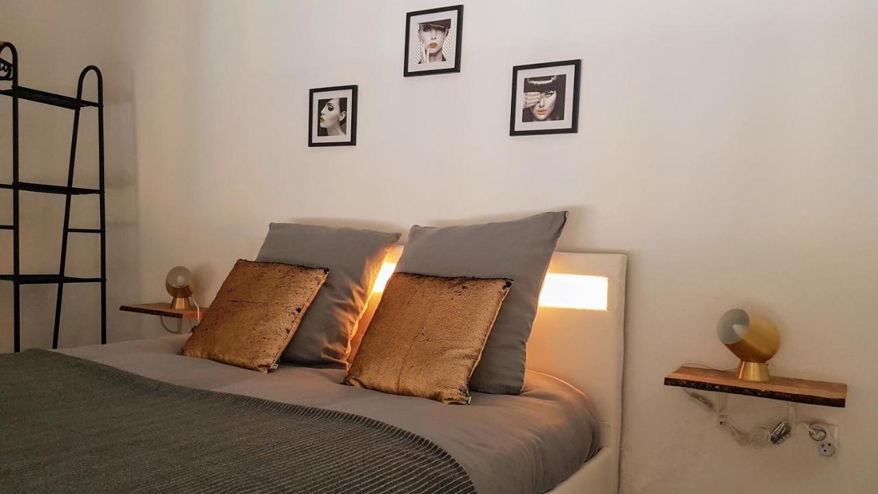 Les Nuits D'Anis - Appartements Hypercentre Le Puy-en-Velay Екстер'єр фото