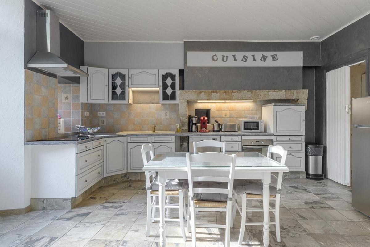 Les Nuits D'Anis - Appartements Hypercentre Le Puy-en-Velay Екстер'єр фото